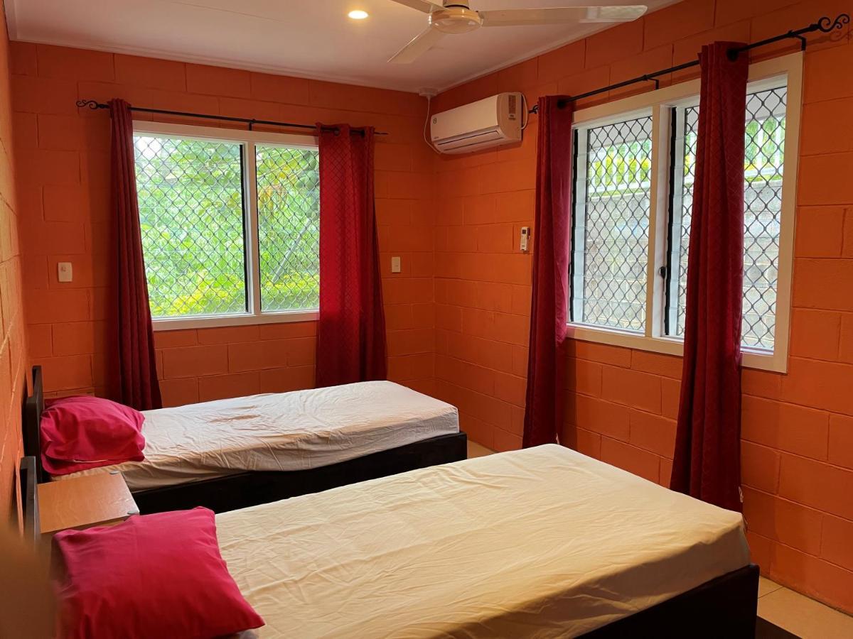 Keris Rental Houses Vaitele Exterior foto